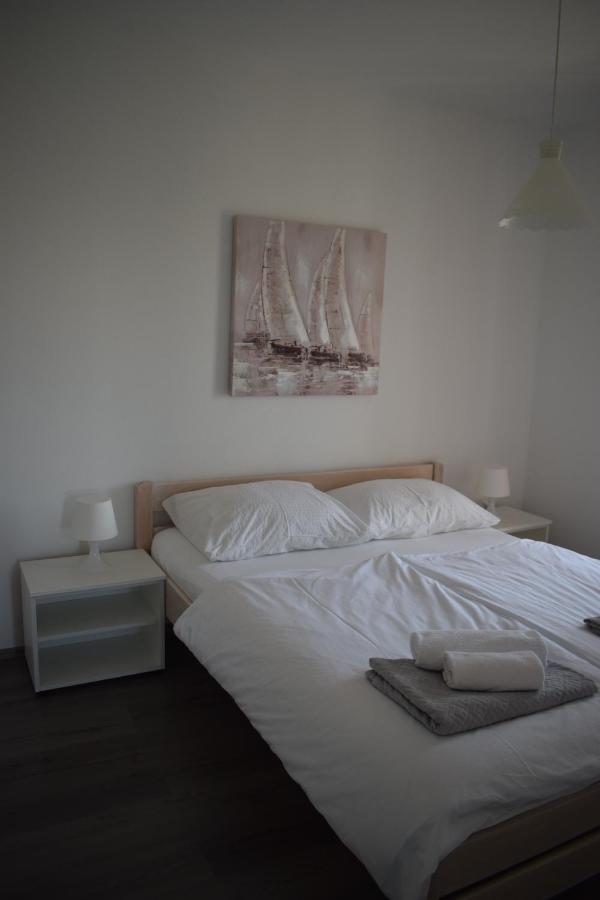 Apartments Mondo Вир Екстериор снимка